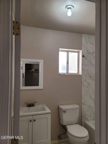 1913 Olive Avenue, El Paso, TX 79901