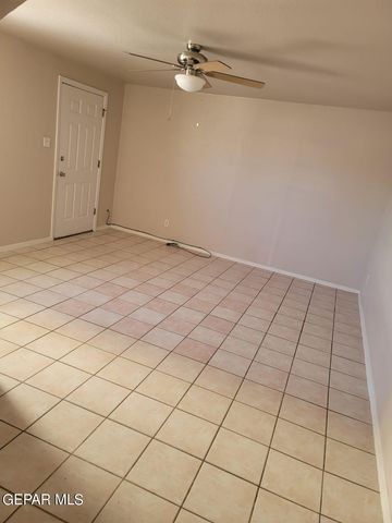 1913 Olive Avenue, El Paso, TX 79901