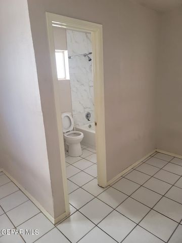 1913 Olive Avenue, El Paso, TX 79901