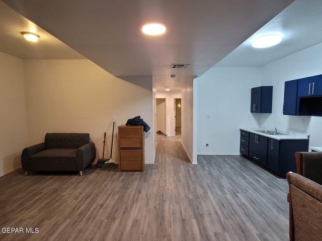 1913 Olive Avenue, El Paso, TX 79901