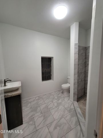1913 Olive Avenue, El Paso, TX 79901