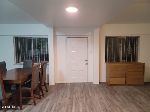 1913 Olive Avenue, El Paso, TX 79901