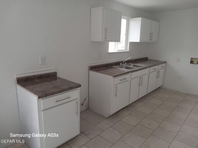 1913 Olive Avenue, El Paso, TX 79901