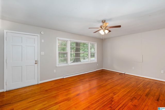 541 5TH COURT, Pleasant Grove, AL 35127