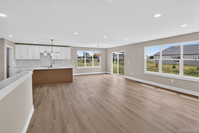 10206 Hunt Drive, Davison, MI 48423