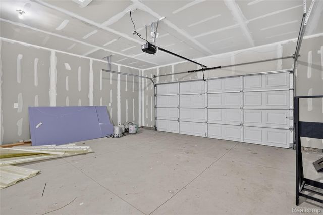 10206 Hunt Drive, Davison, MI 48423