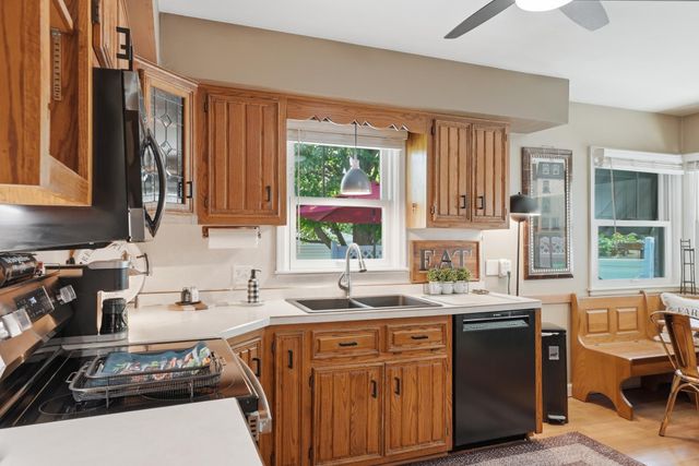 5045 Oxford Avenue, Edina, MN 55436