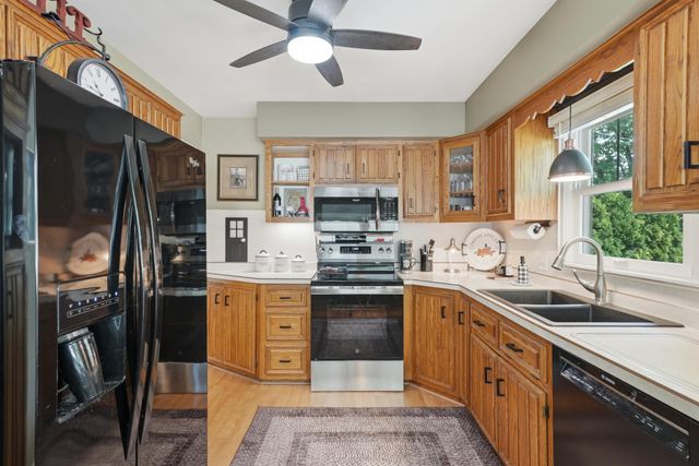 5045 Oxford Avenue, Edina, MN 55436