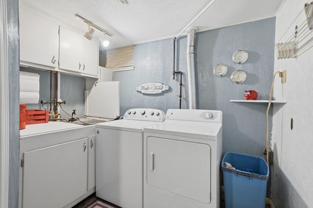 5045 Oxford Avenue, Edina, MN 55436
