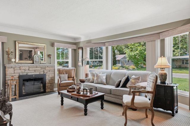 5045 Oxford Avenue, Edina, MN 55436