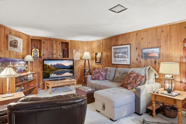 5045 Oxford Avenue, Edina, MN 55436