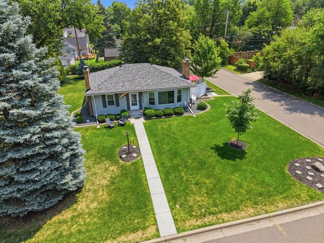 5045 Oxford Avenue, Edina, MN 55436