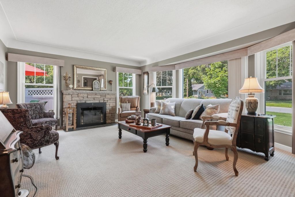 5045 Oxford Avenue, Edina, MN 55436 — photo 5