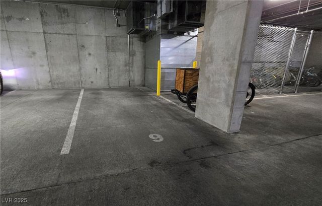 353 East Bonneville Avenue 804, Las Vegas, NV 89101