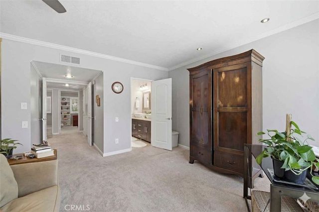 6225 Shoup Avenue 90, Woodland Hills, CA 91367
