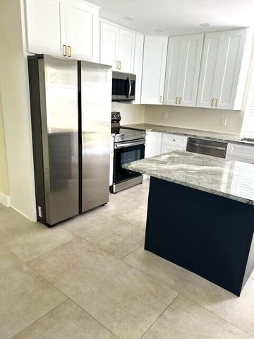 8658 SE Anthion Way, Hobe Sound, FL 33455