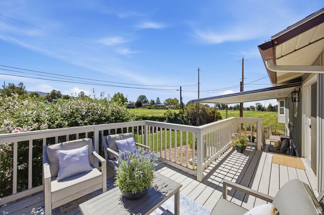 107 W 2050 S, Bountiful, UT 84010