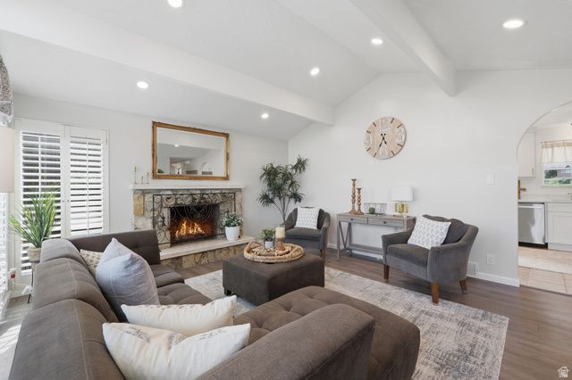 107 W 2050 S, Bountiful, UT 84010