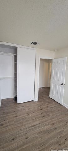 7423 Longing, San Antonio, TX 78244