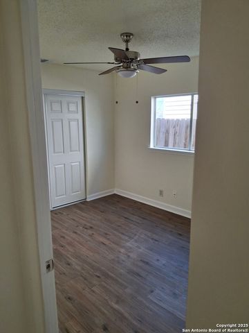 7423 Longing, San Antonio, TX 78244