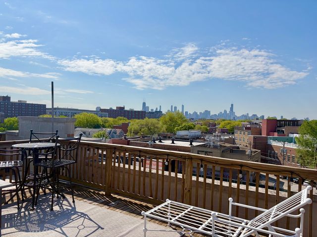 1130 W Diversey Parkway 4W, Chicago, IL 60614