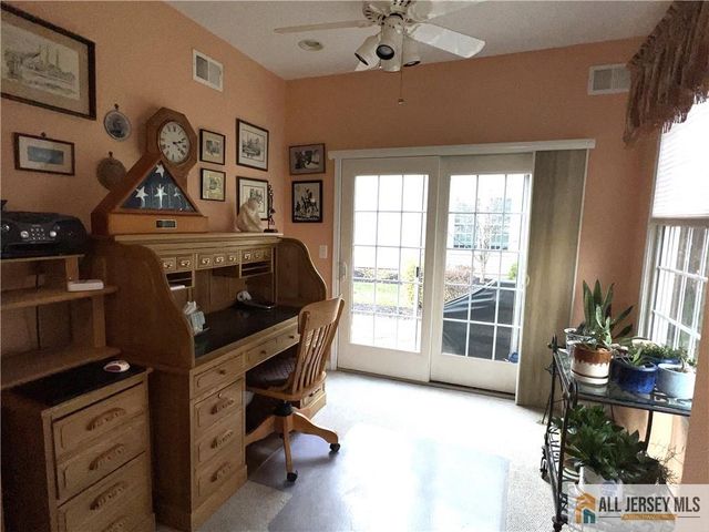 18 Bayard Road, Franklin, NJ 08873