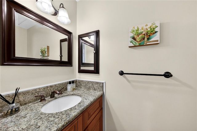 1516 W 5th Street, San Pedro, CA 90732