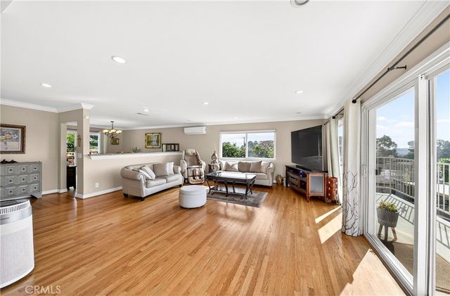 1516 W 5th Street, San Pedro, CA 90732