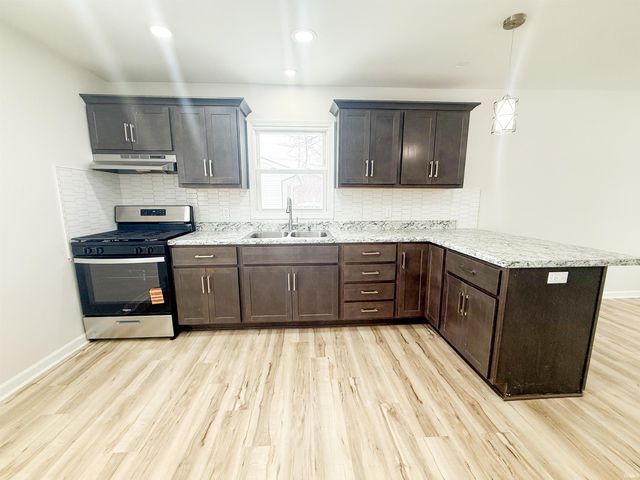 421 Gilmore Street, Plymouth, IN 46563