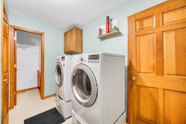 3423 Grandmore Avenue, Gurnee, IL 60031