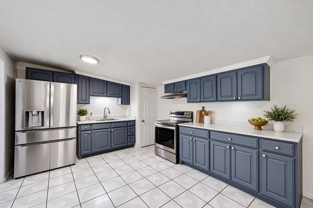 400 S 3rd Street, Grandview, TX 76050