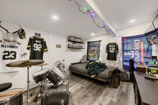 400 S 3rd Street, Grandview, TX 76050