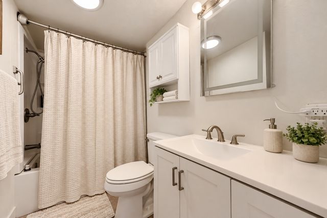 400 S 3rd Street, Grandview, TX 76050