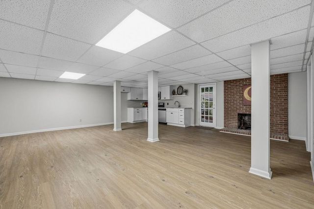 2042 Lake Lucerne Drive SW, Lilburn, GA 30047