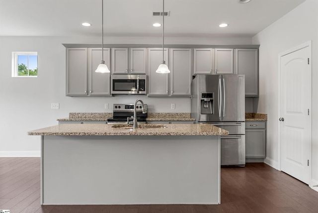 138 Rushing Creek Lane, Piedmont, SC 29673
