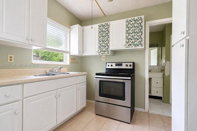 526 NW 44th Avenue, Miami, FL 33126