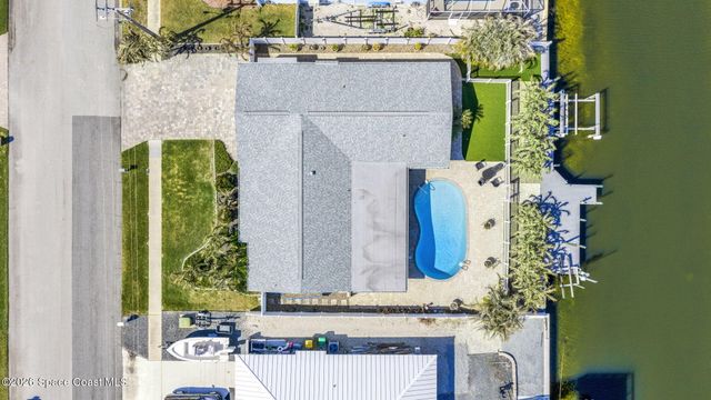 380 Artemis Boulevard, Merritt Island, FL 32953