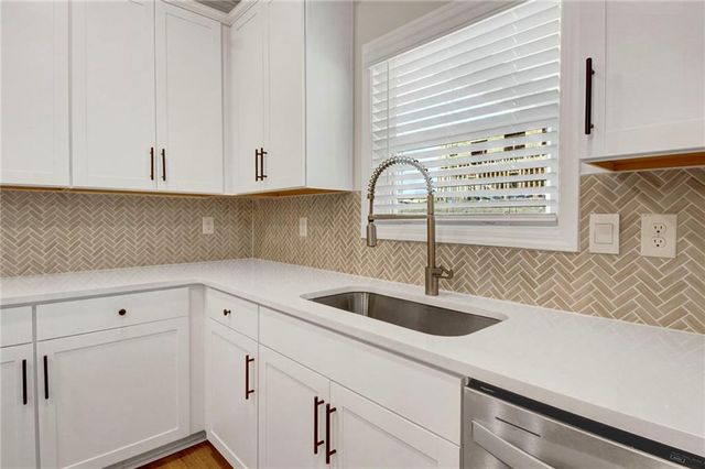 7169 Linden Drive, South Fulton, GA 30349