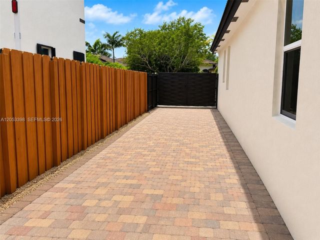 28151 SW 128th Path, Homestead, FL 33033