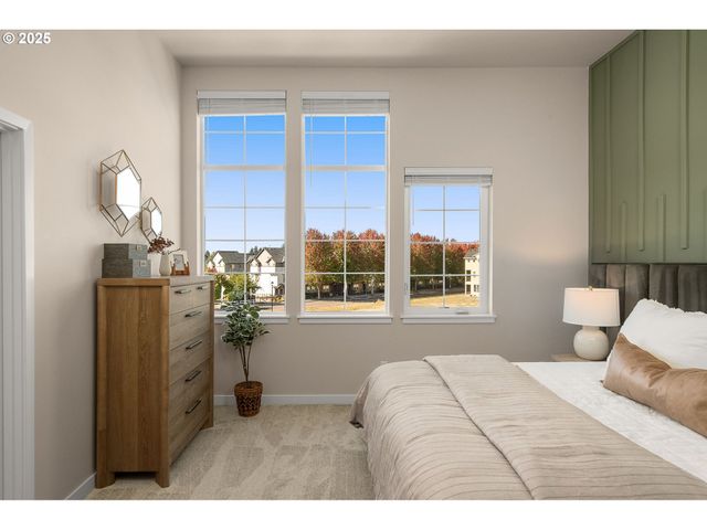 5145 Se DAVIS Rd, Hillsboro, OR 97123