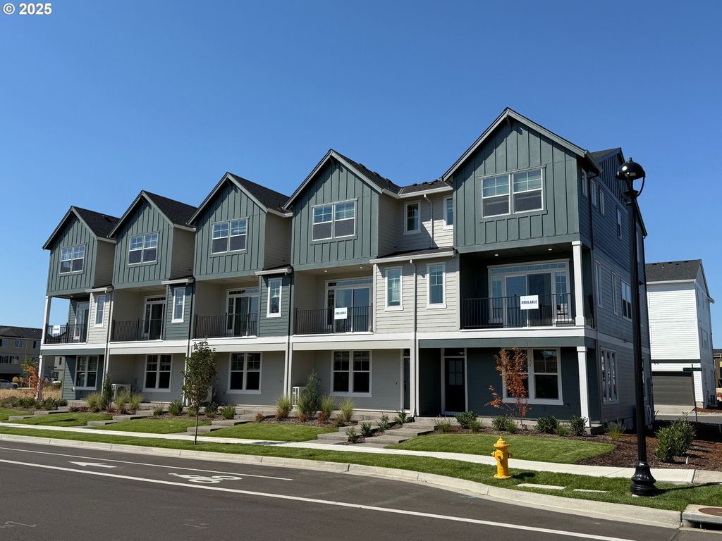 5145 Se DAVIS Rd, Hillsboro, OR 97123