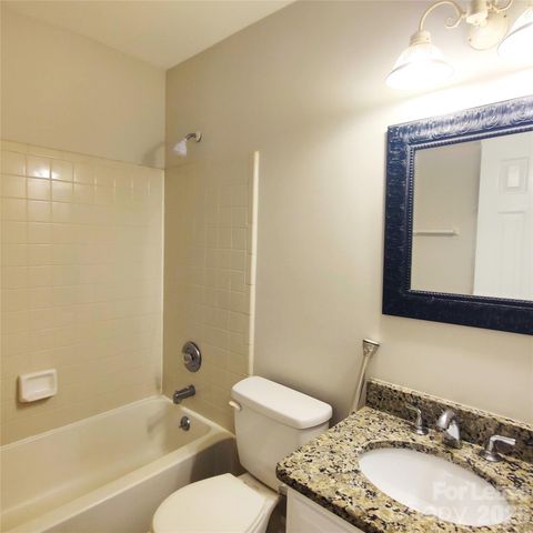 6041 Acadian Woods Drive, Charlotte, NC 28227