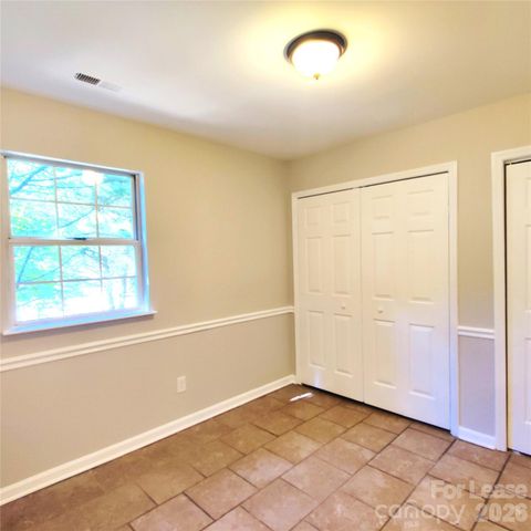 6041 Acadian Woods Drive, Charlotte, NC 28227