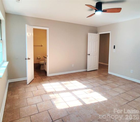 6041 Acadian Woods Drive, Charlotte, NC 28227