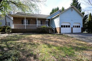 6041 Acadian Woods Drive, Charlotte, NC 28227