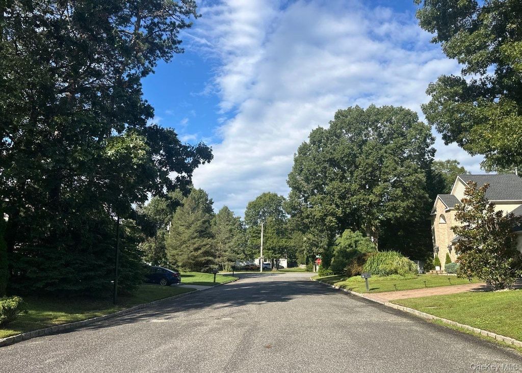 3 Waverly Place, Coram, NY 11727 — photo 5