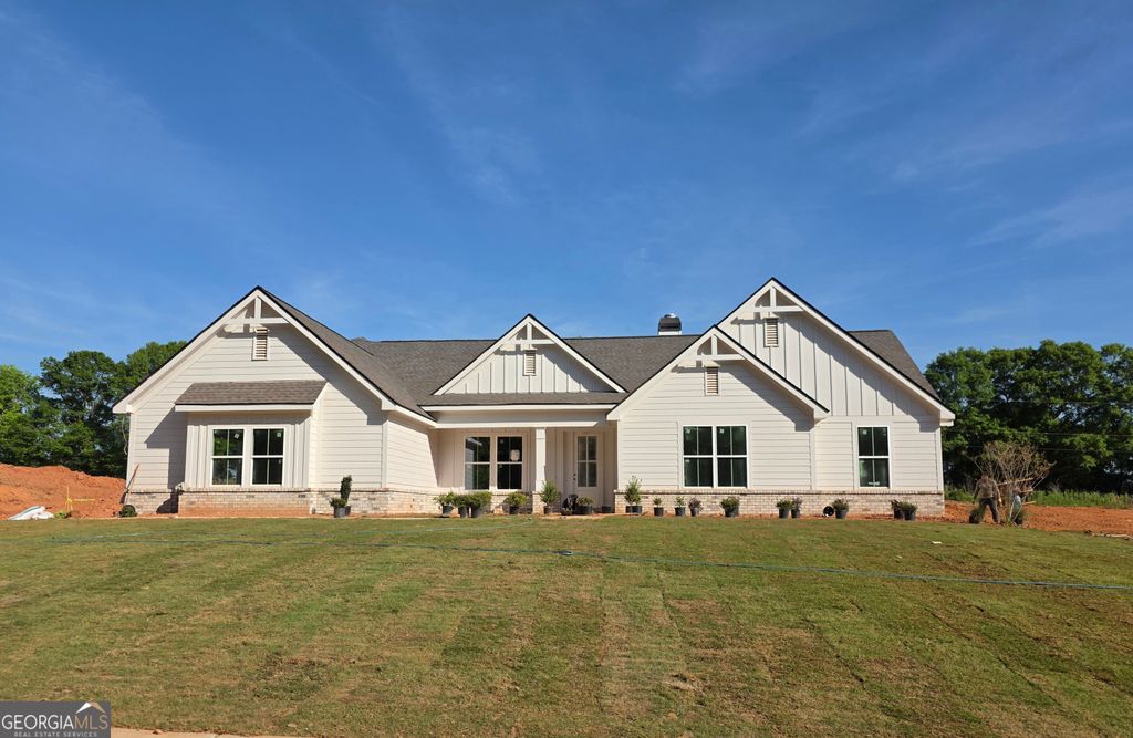 131 Maney Drive, Statham, GA 30666