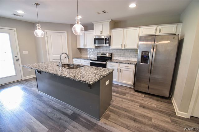 4126 Richmond, Northport, AL 35473