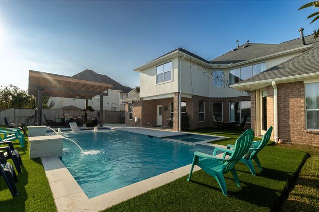 3811 Lakeridge Canyon Drive, Sugar Land, TX 77498