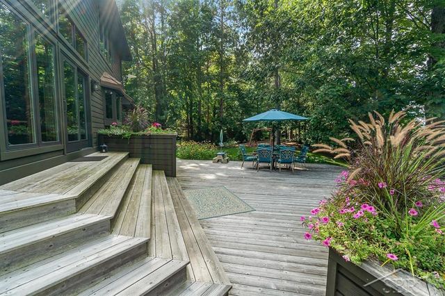 725 E Edenville Lake Drive, Hope, MI 48628